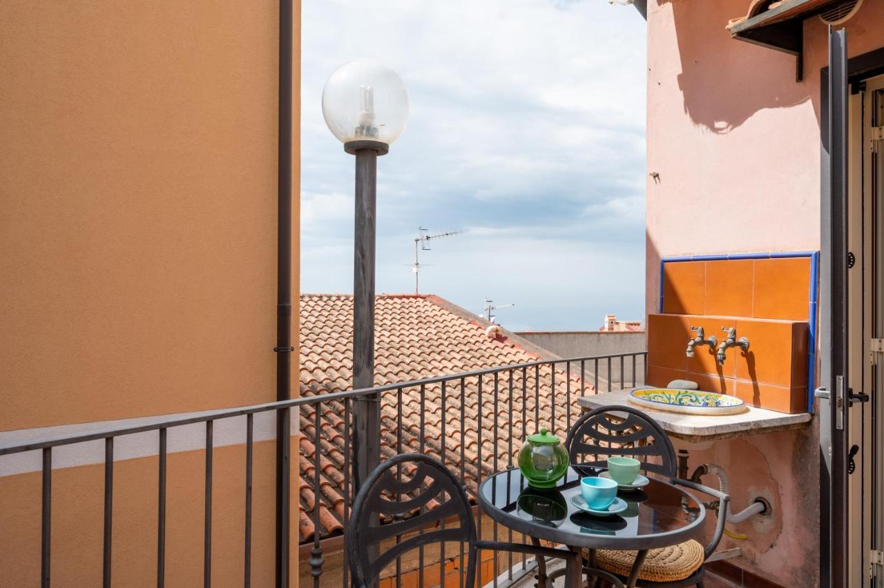 Апартаменти Castelmola Casa Chiocciola With Terraces Екстер'єр фото
